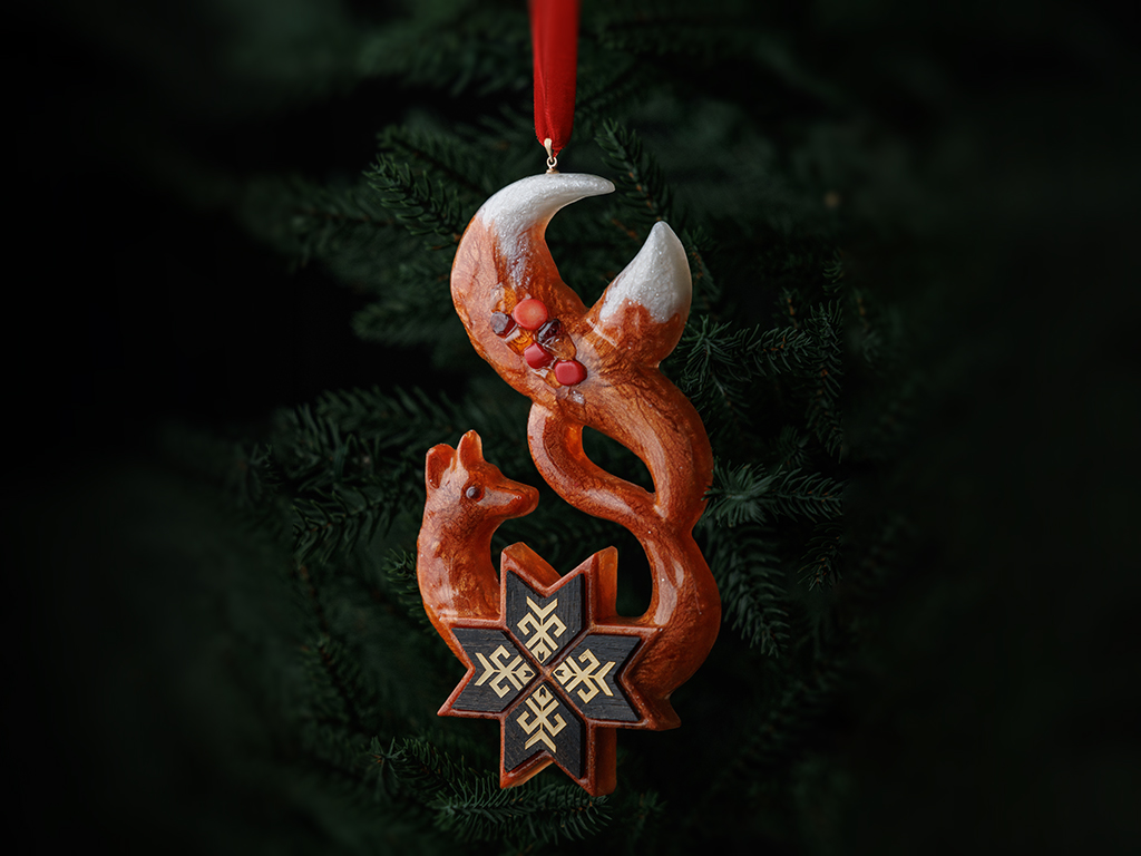 Мордовская ювелирная ёлочная игрушка